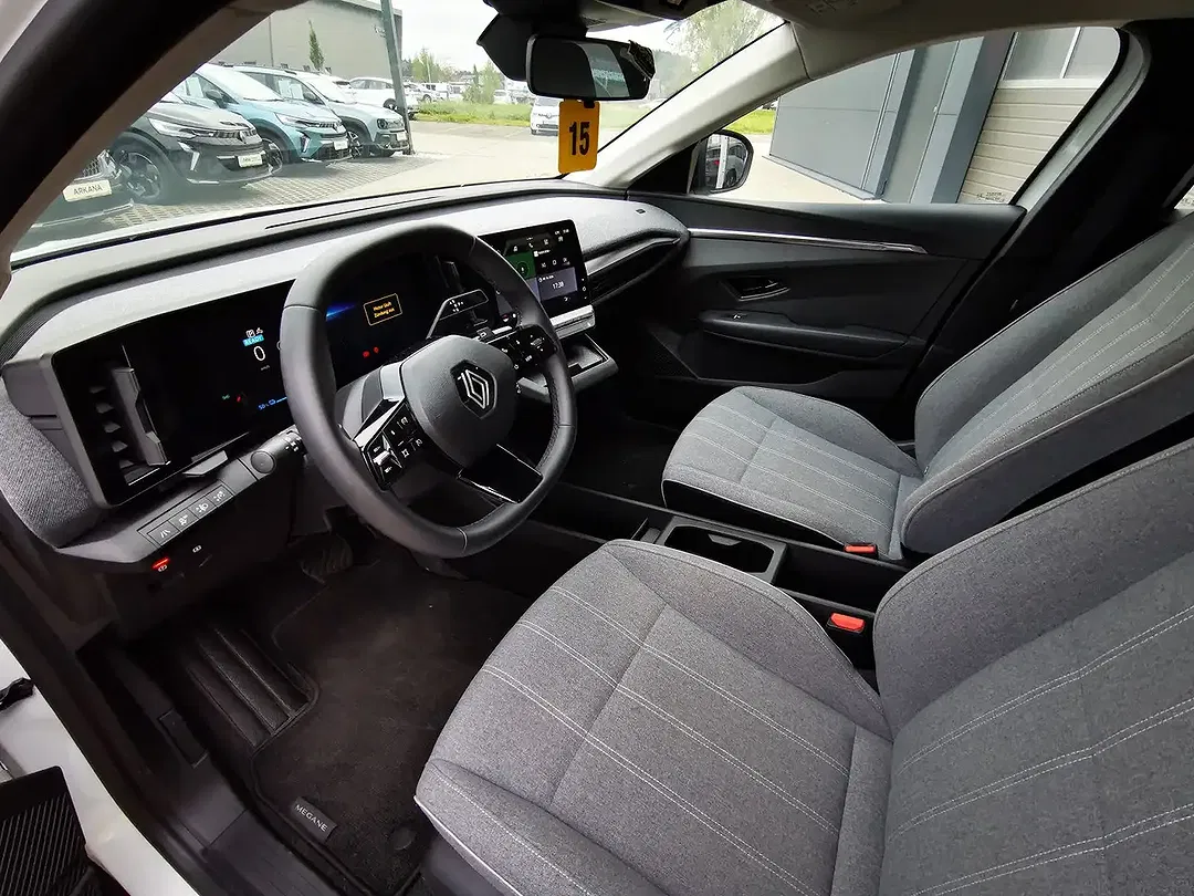 Renault Megane E-Tech Equilibre - Thumbnail 17
