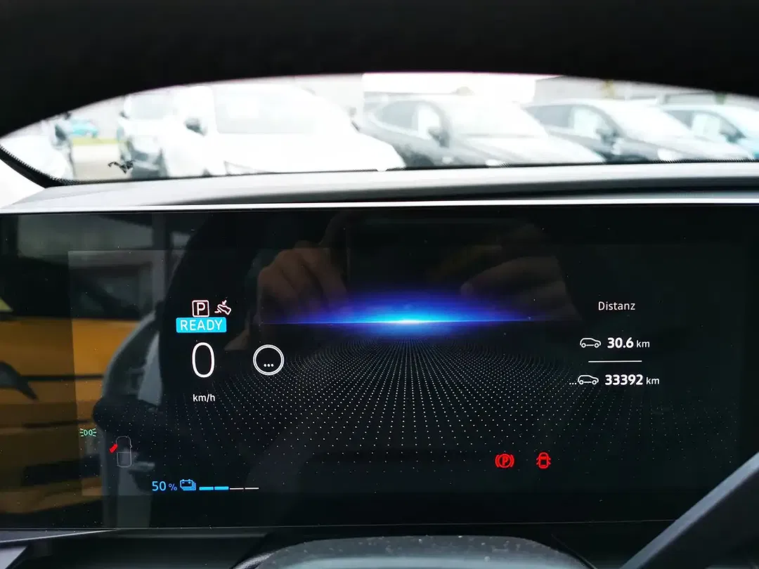 Renault Megane E-Tech Equilibre - Thumbnail 22