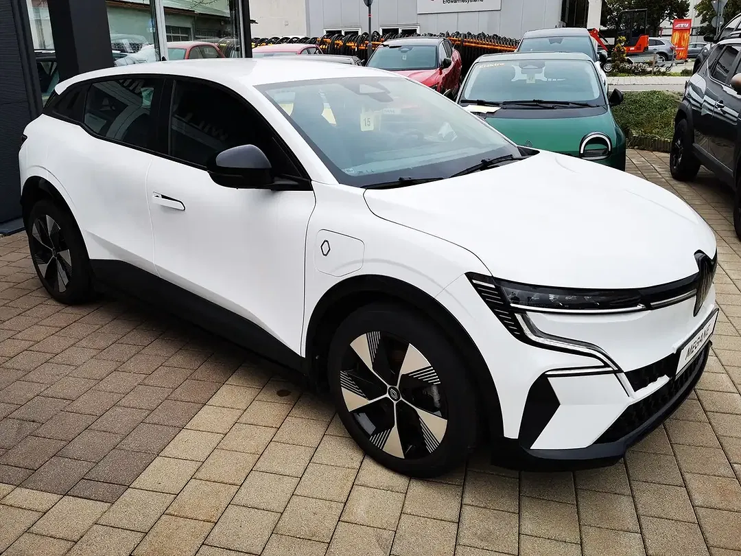 Renault Megane E-Tech Equilibre - Thumbnail 9