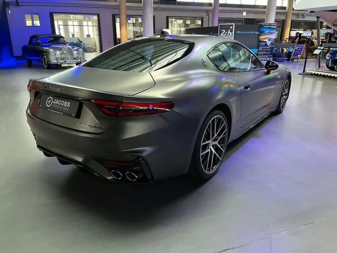 Maserati GranTurismo Trofeo - Thumbnail 5