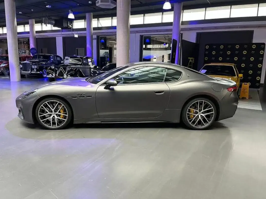 Maserati GranTurismo Trofeo - Thumbnail 6