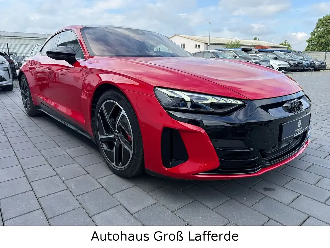 Audi e-tron GT quattro RS - Thumbnail 3
