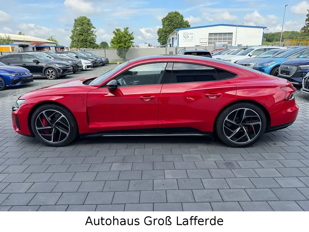 Audi e-tron GT quattro RS - Thumbnail 5