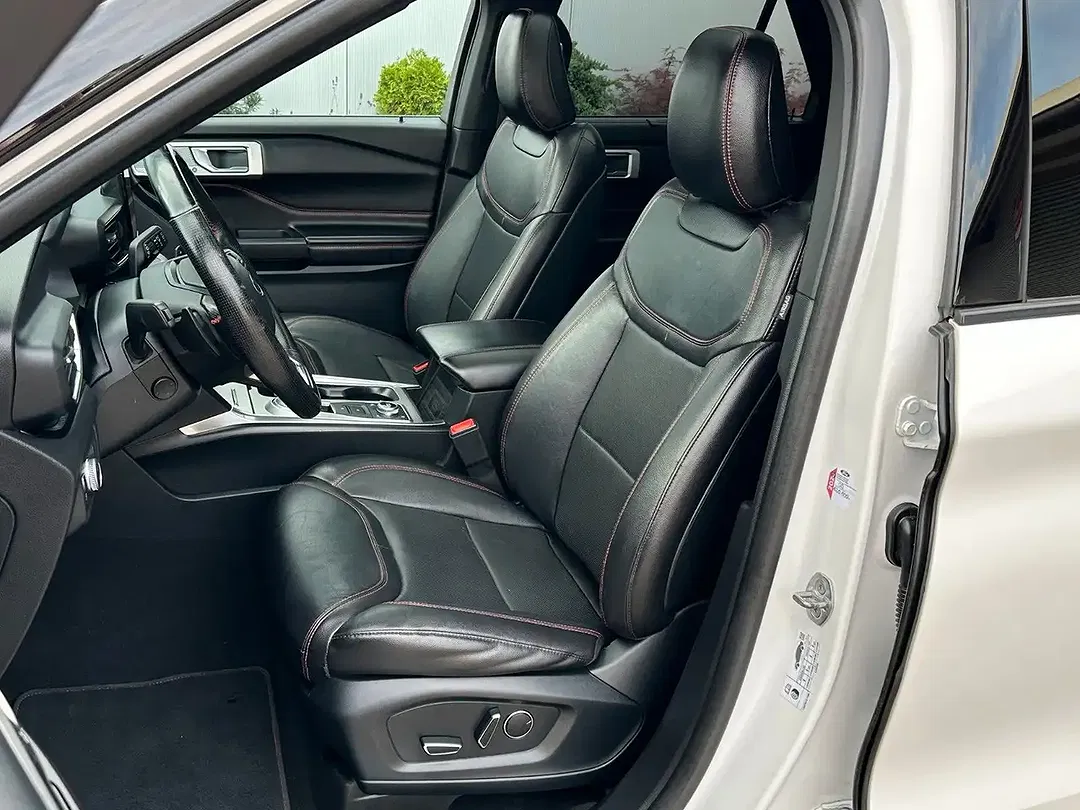 Ford Explorer PHEV 4x4 ST-Line - Thumbnail 6