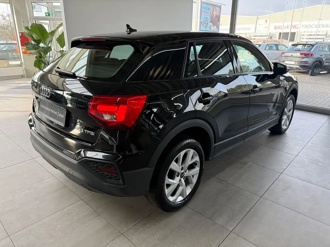 Audi Q2 30 TFSI - foto 2