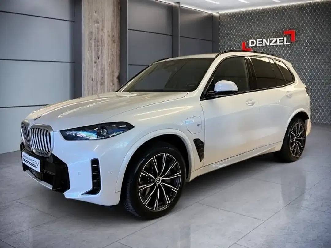 BMW X5 xDrive - Thumbnail 1
