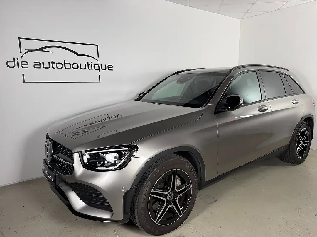 Mercedes-Benz GLC 220 4MATIC AMG Line - Thumbnail 1