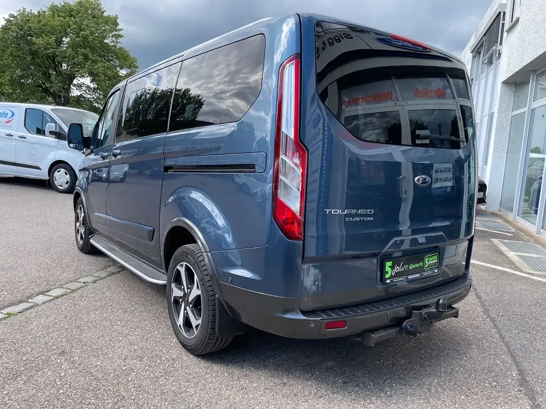 Ford Tourneo Custom AUT Active - Thumbnail 4