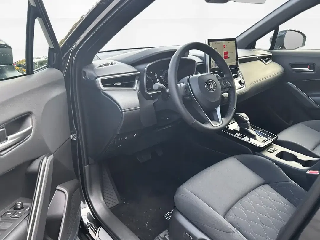 Toyota Corolla Cross Hybrid Teamplayer - Thumbnail 8