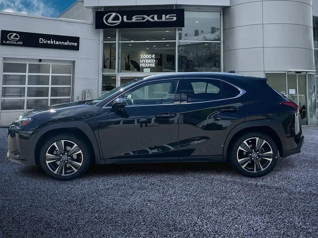 Lexus UX 250h Executive Line - Thumbnail 3