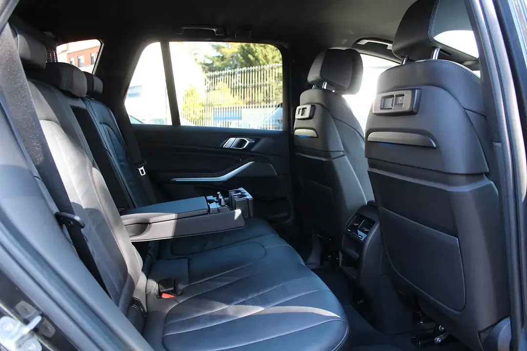 BMW X5 - Thumbnail 10
