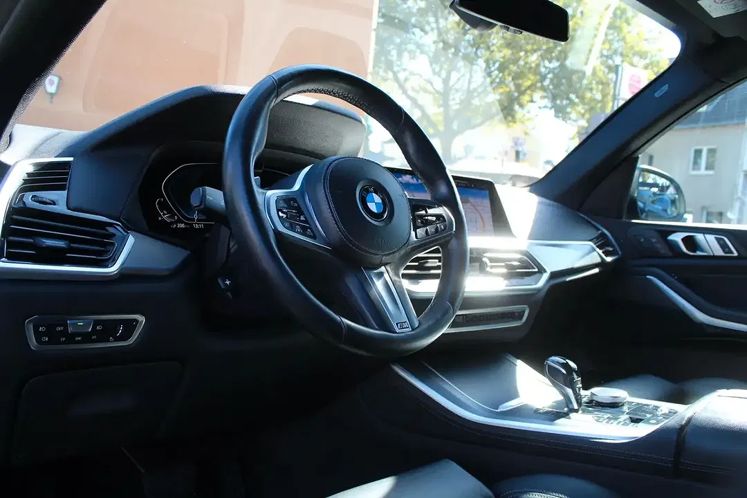 BMW X5 - Thumbnail 13