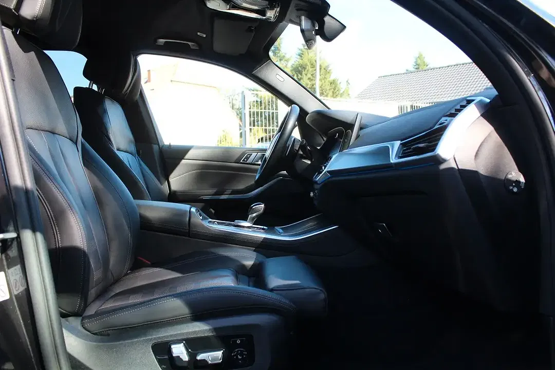 BMW X5 - Thumbnail 15