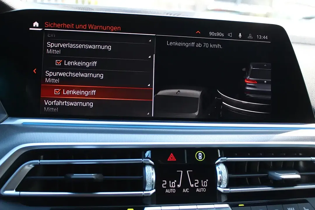 BMW X5 - Thumbnail 26