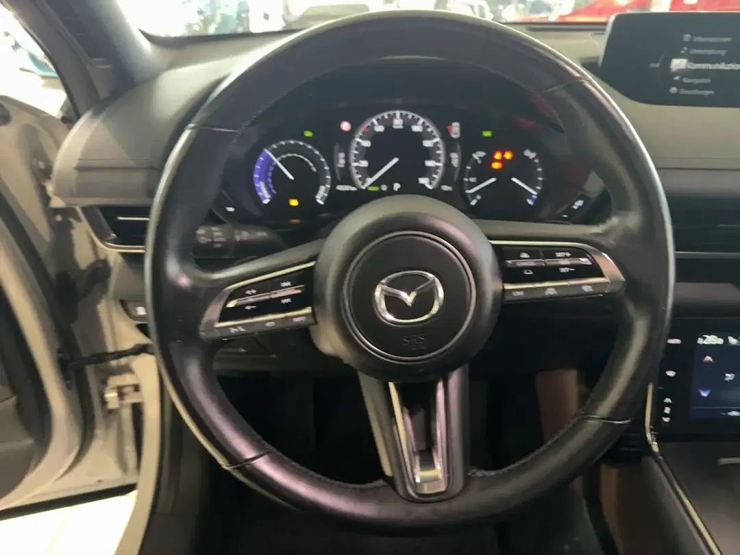 Mazda MX-30 - Thumbnail 12