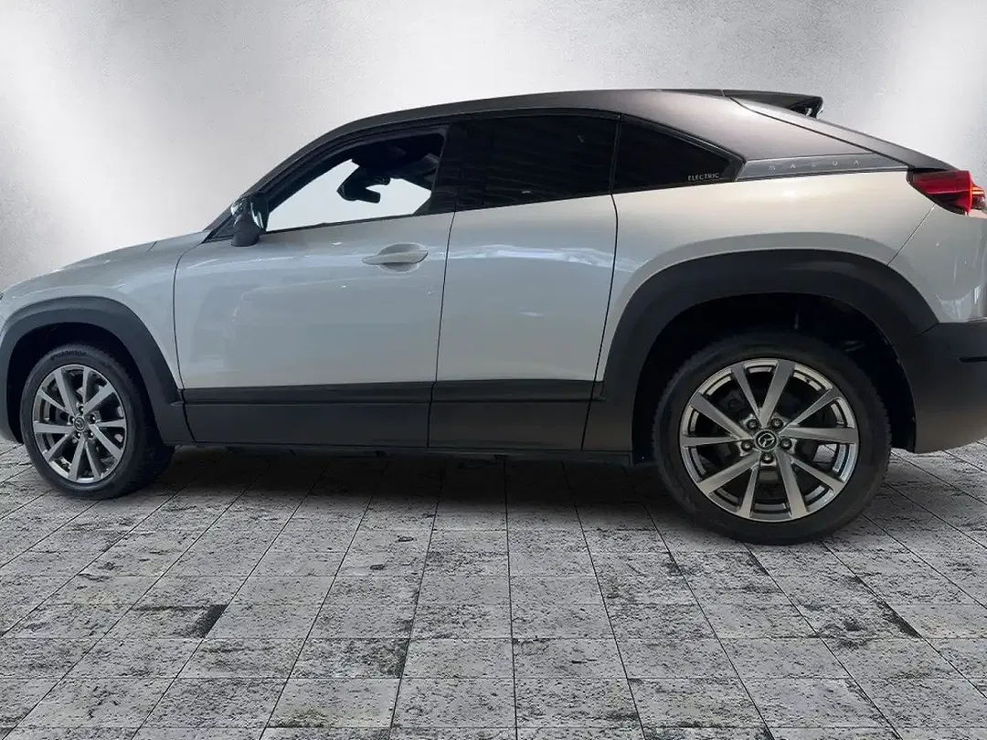 Mazda MX-30 - Thumbnail 3