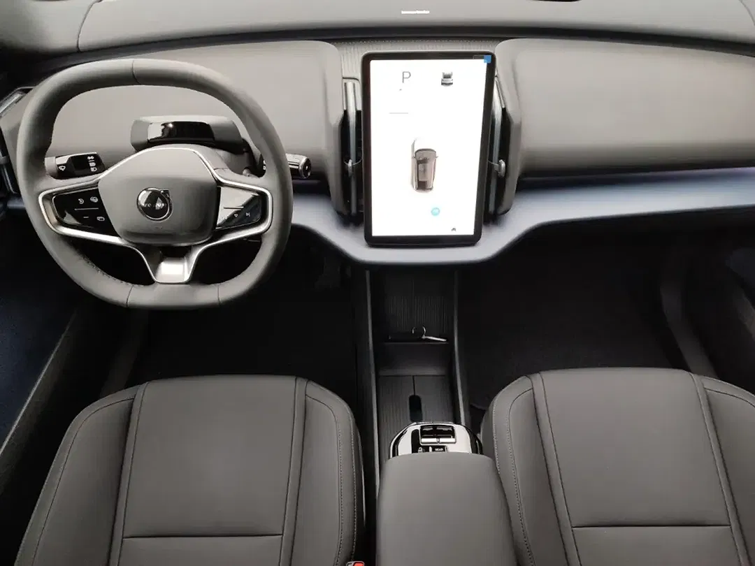 Volvo EX30 Plus - Thumbnail 12
