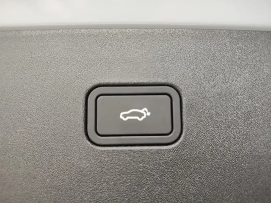 Volvo EX30 Plus - foto 15