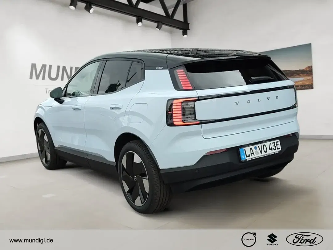 Volvo EX30 Plus - Thumbnail 4