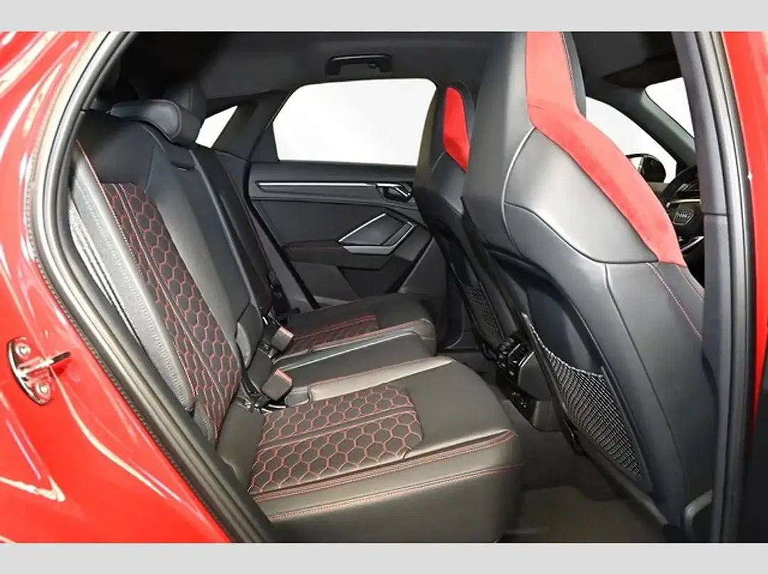 Audi RS Q3 S tronic Matrix LED Sportback - Thumbnail 7