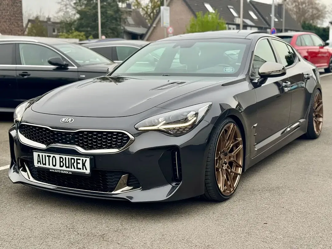 Kia Stinger GT-Line - foto 2