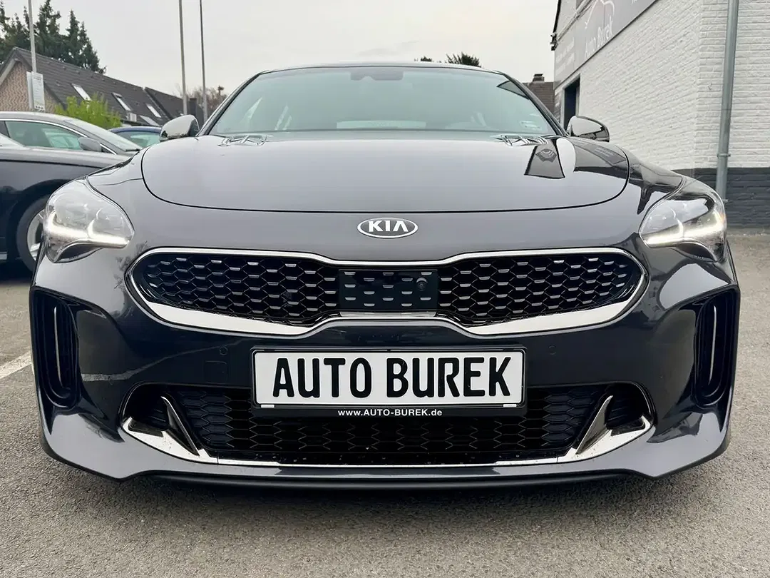 Kia Stinger GT-Line - Thumbnail 5