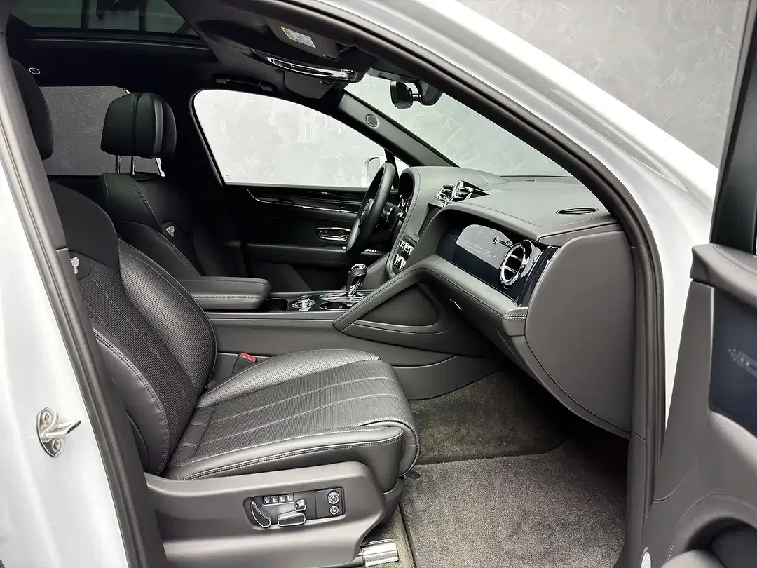 Bentley Bentayga 4.0 V8 EWB - Thumbnail 10