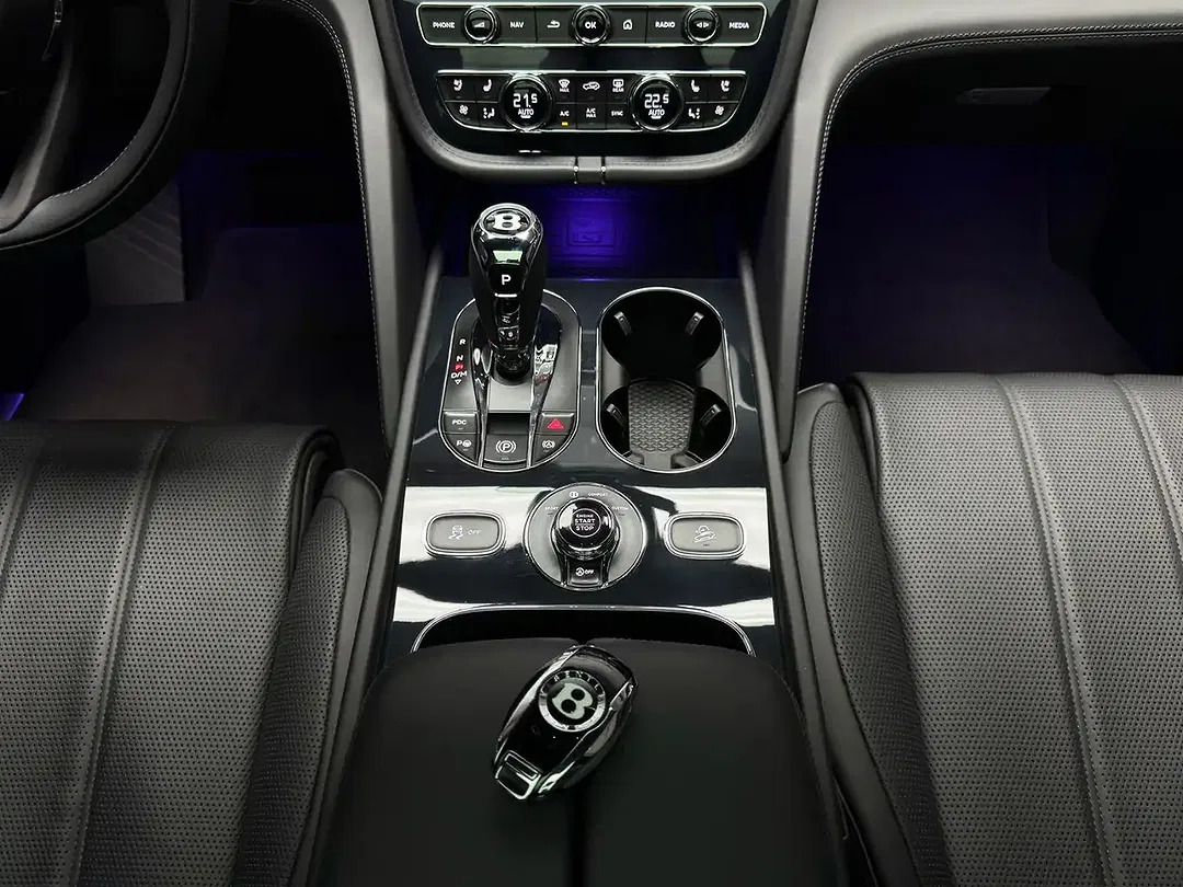 Bentley Bentayga 4.0 V8 EWB - Thumbnail 14