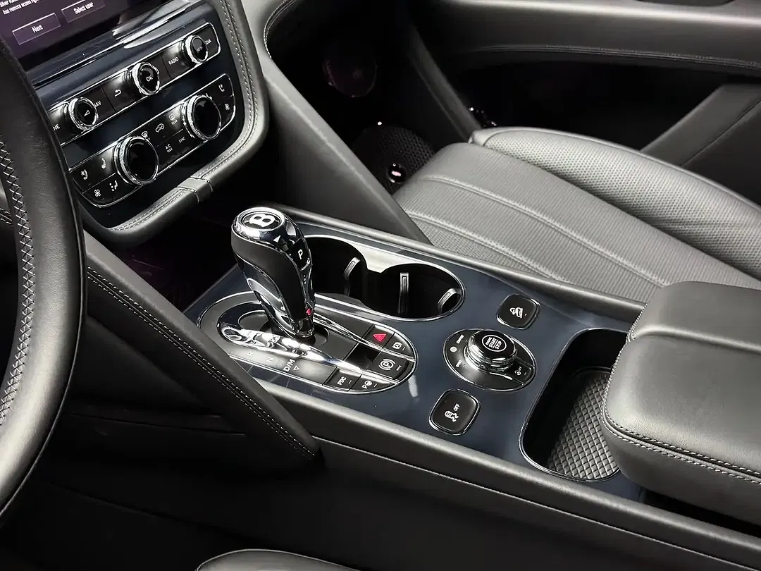 Bentley Bentayga 4.0 V8 EWB - Thumbnail 7