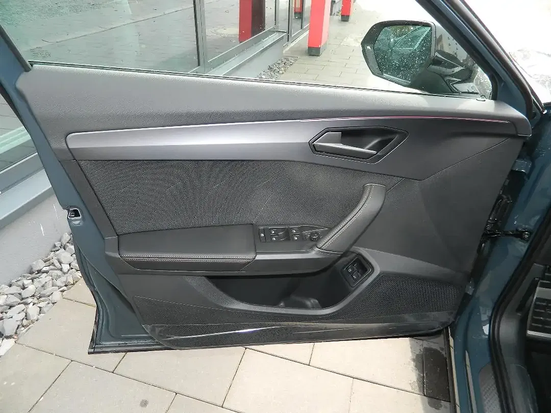 CUPRA Formentor 1.5 PHEV DSG - Thumbnail 9