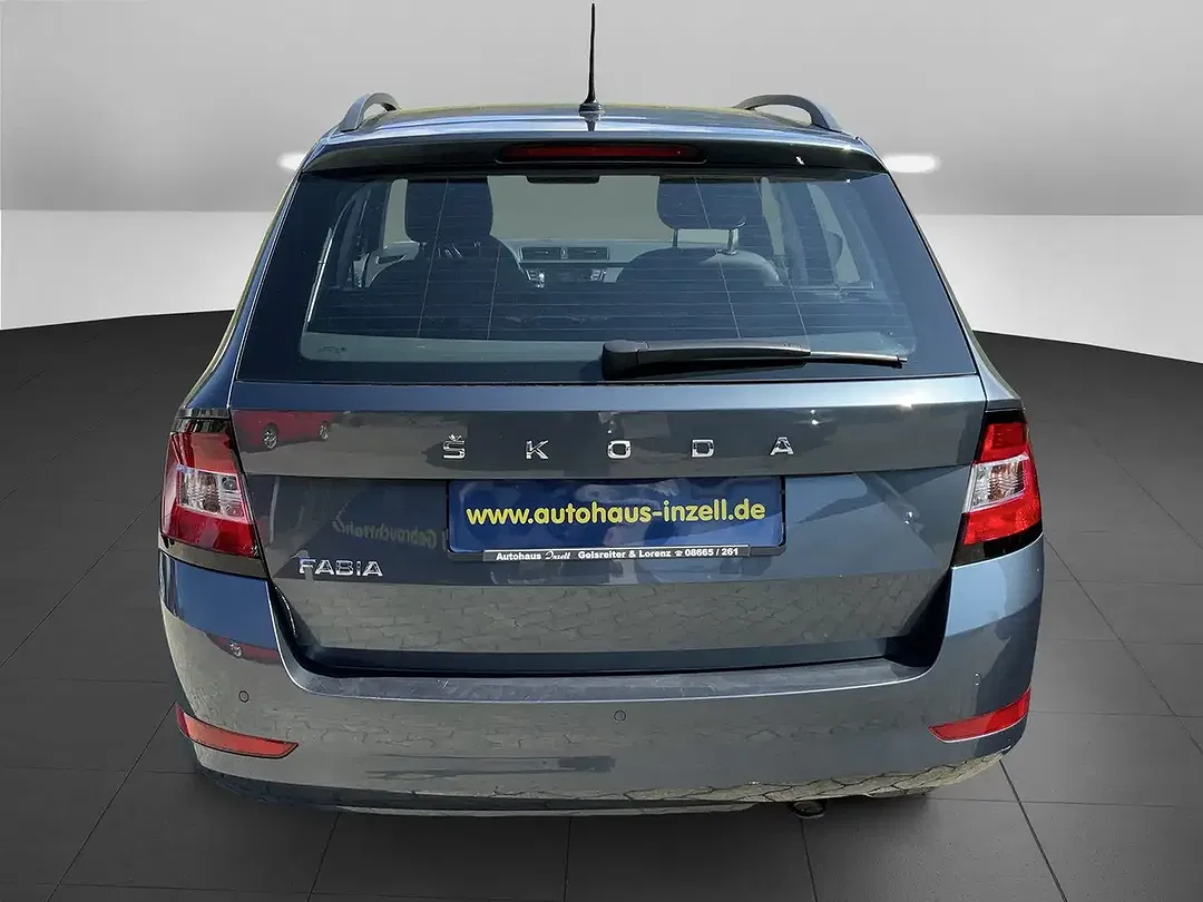 Skoda Fabia Ambition - Thumbnail 4