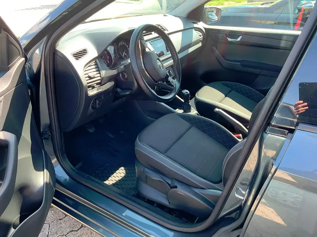 Skoda Fabia Ambition - Thumbnail 5