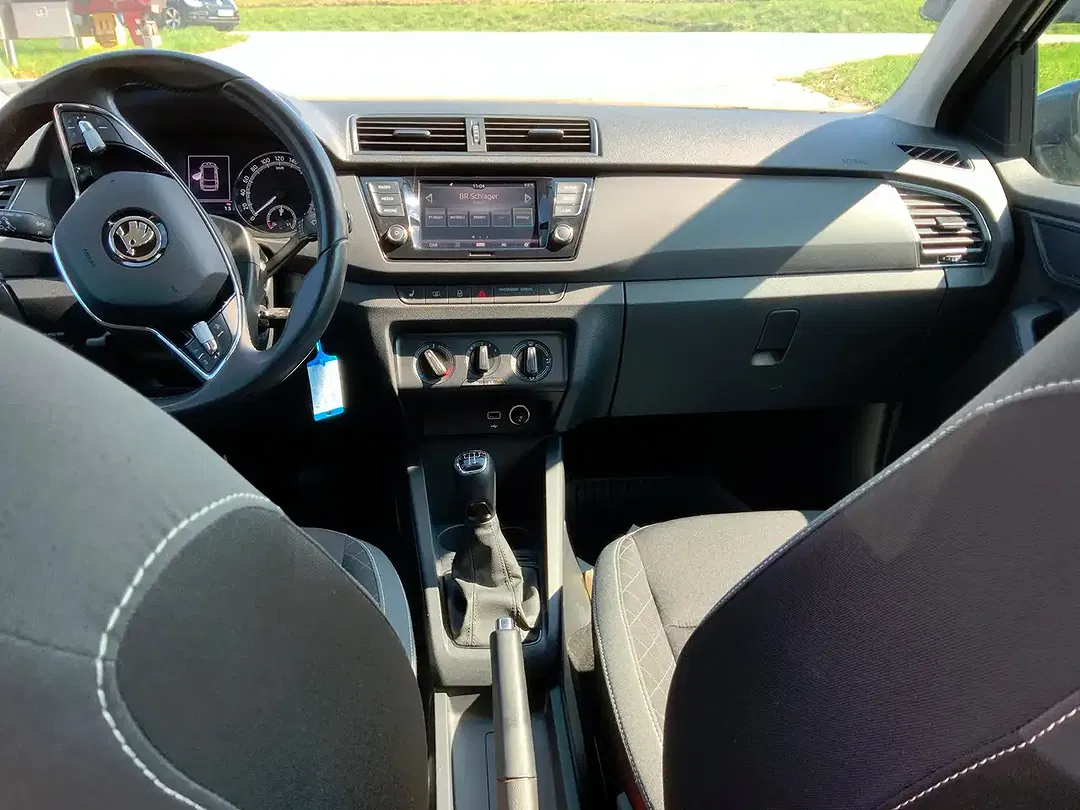 Skoda Fabia Ambition - Thumbnail 7