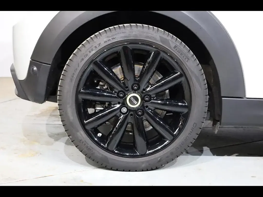 MINI Cooper SE - Thumbnail 8