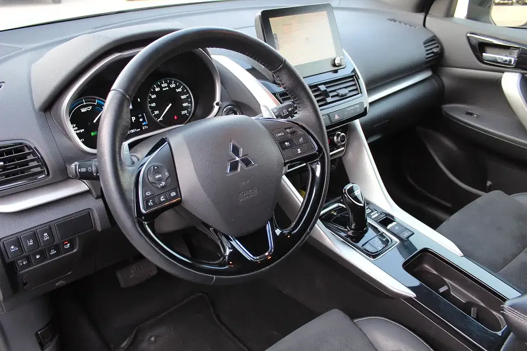 Mitsubishi Eclipse Cross 2.4 - Thumbnail 11