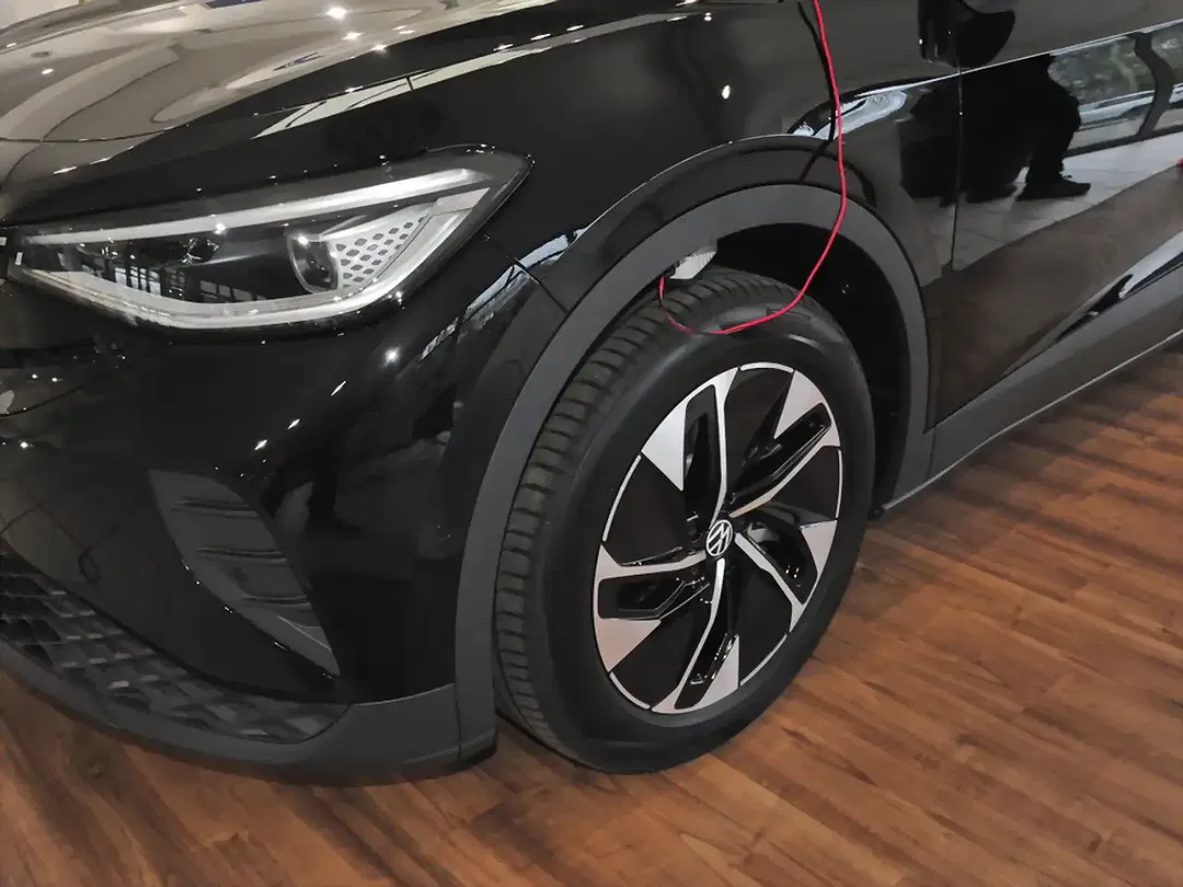Volkswagen ID.4 Pro - Thumbnail 5