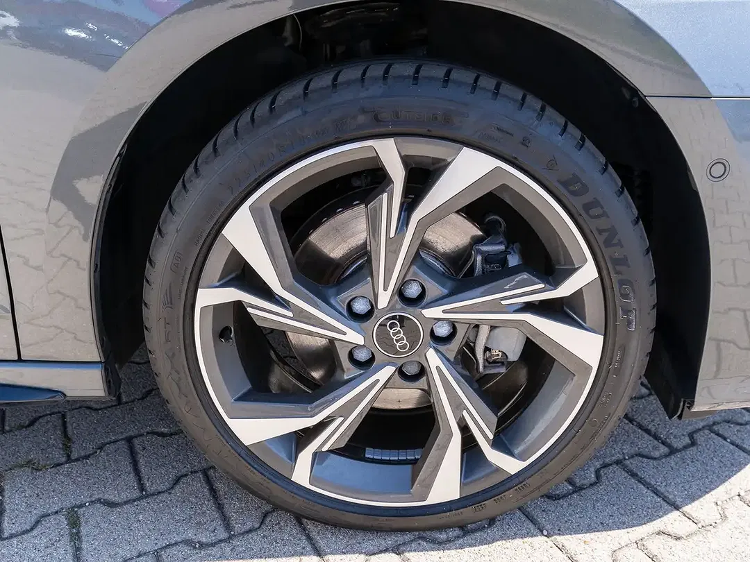 Audi A3 40 TFSI e S line - Thumbnail 8