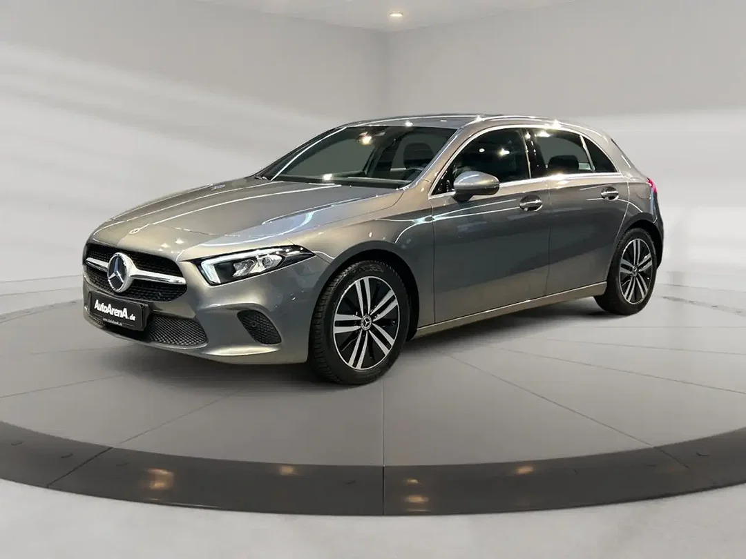 Mercedes-Benz A 180 AMG MBUX Progressive - Afbeelding 1