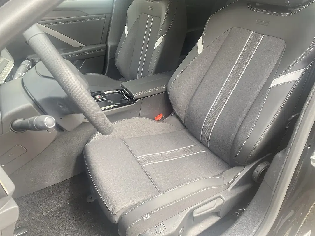 Opel Astra 1.2 GS - Thumbnail 6