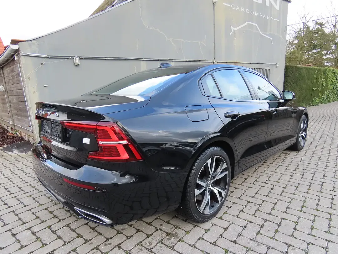 Volvo S60 T8 2.0 PHEV AWD Polestar Engineered R-Design - Thumbnail 3