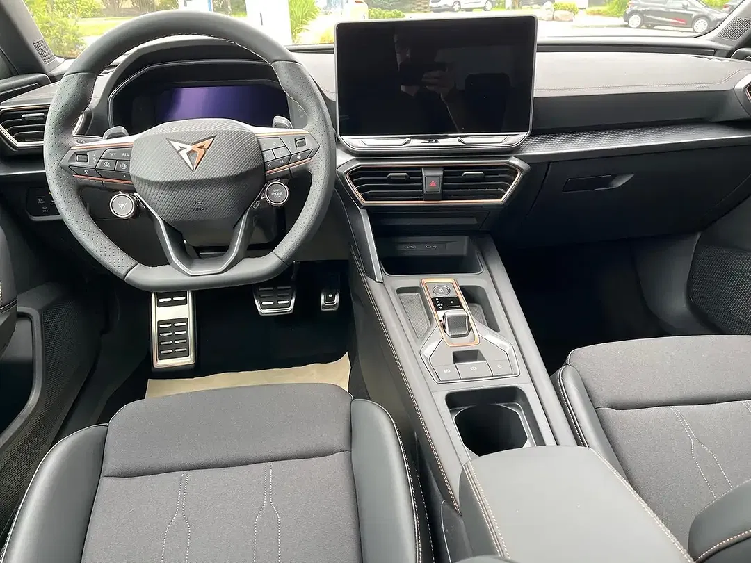 CUPRA Leon 1.5 eTSI DSG Matrix LED - Thumbnail 12