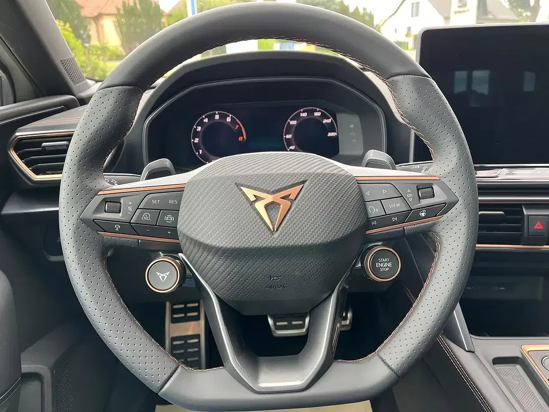 CUPRA Leon 1.5 eTSI DSG Matrix LED - Thumbnail 14