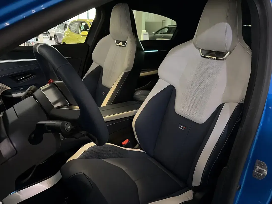 Alpine A390 GT - Thumbnail 11