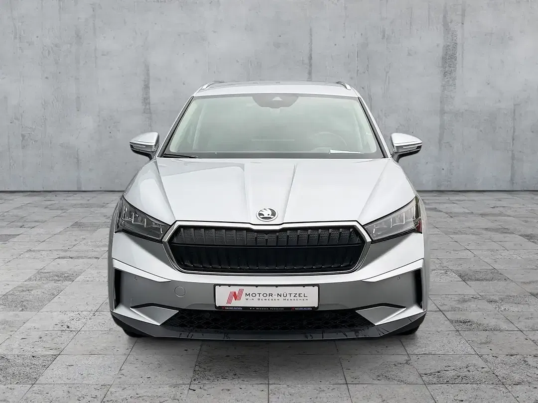 Skoda Enyaq 85x iV Loft - Thumbnail 2