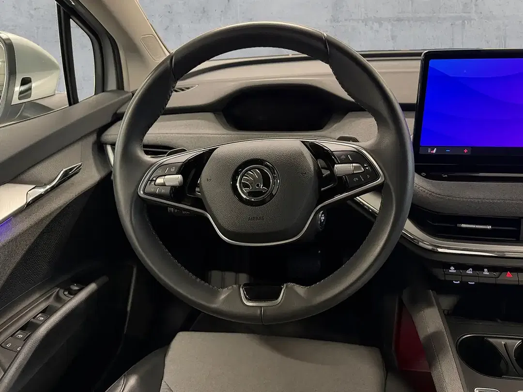 Skoda Enyaq 85x iV Loft - Thumbnail 8