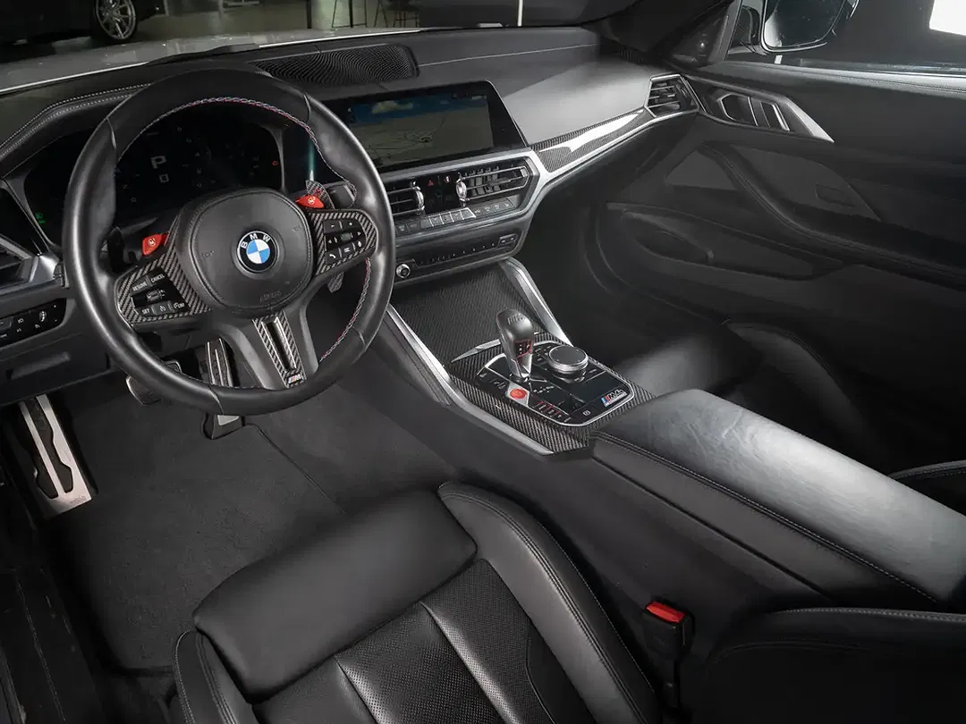 BMW M4 Competition Coupe - Thumbnail 11