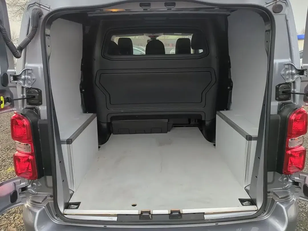 Opel Vivaro - Thumbnail 12