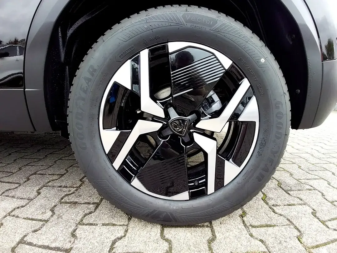 Peugeot 2008 145 GT - Thumbnail 11