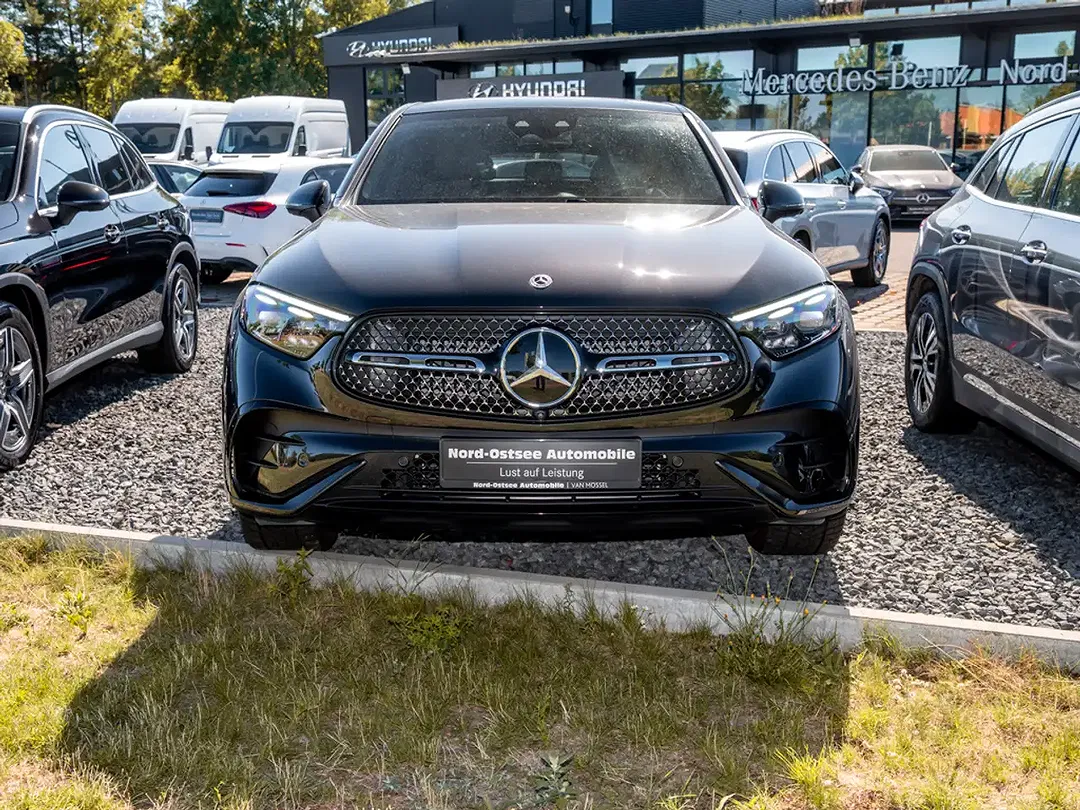 Mercedes-Benz GLC 220 4MATIC AMG MBUX Night - Thumbnail 4