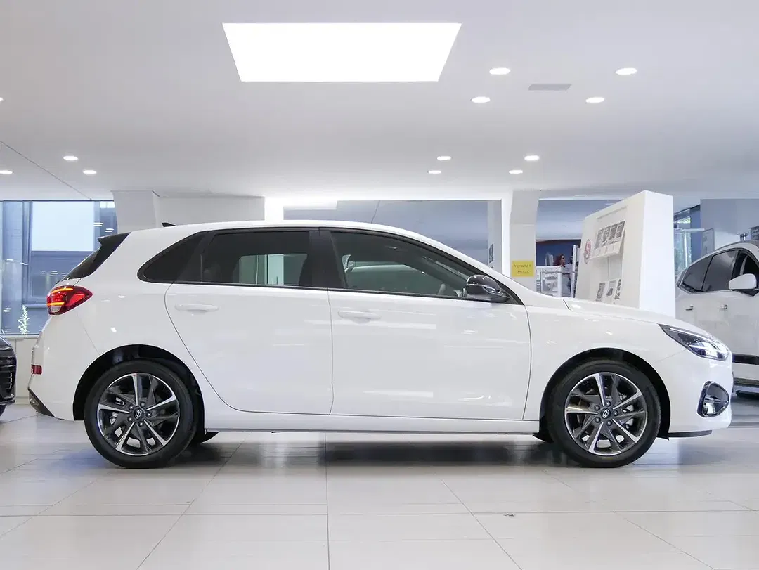 Hyundai i30 1.6 T-GDI DCT Trend - Thumbnail 10